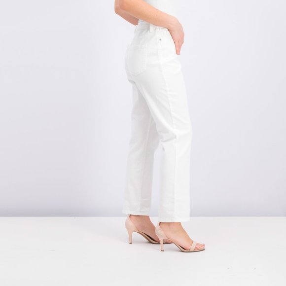 Gloria Vanderbilt Amanda Tapered Jean Shell White - Picture 2 of 4